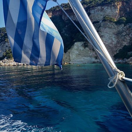 Отель Πέτρινο Σπίτι Lazarata Экстерьер фото